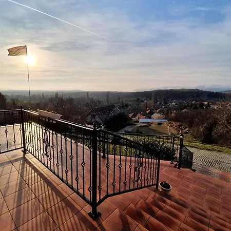 Berezdteto Vendeghaz Guest house