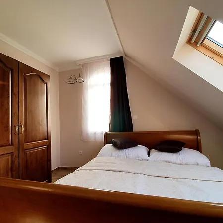 Berezdteto Vendeghaz Guest house Cserepfalu